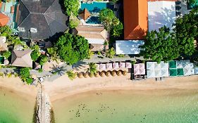 Puri Santrian Beach Resort And Spa